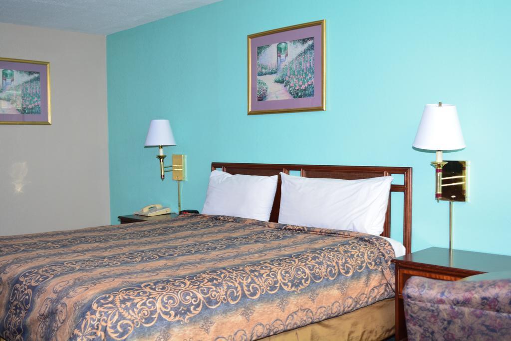 Red Carpet Inn And Suites Scranton Eksteriør bilde