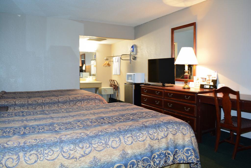 Red Carpet Inn And Suites Scranton Eksteriør bilde
