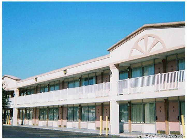 Red Carpet Inn And Suites Scranton Eksteriør bilde
